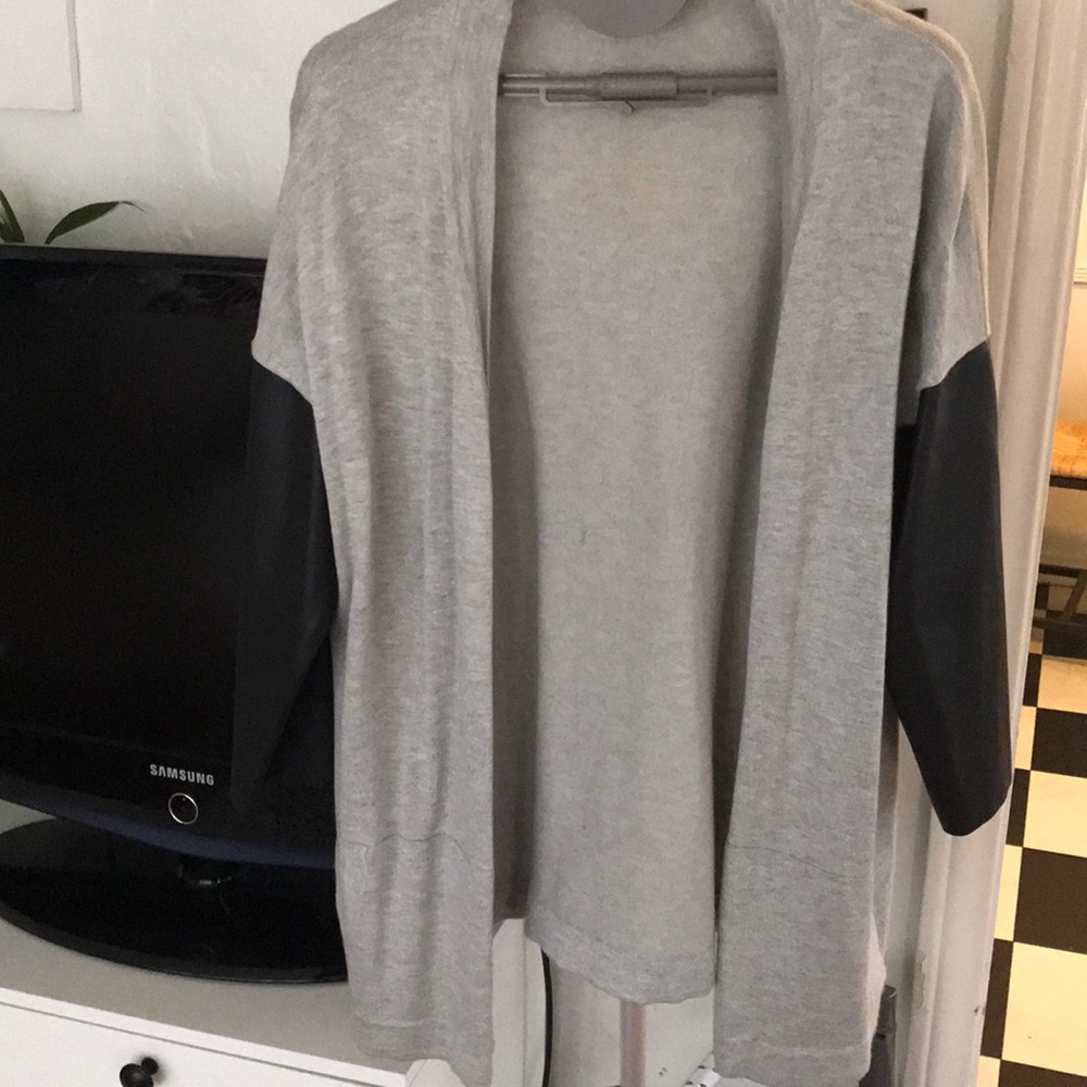 Cute knit wear